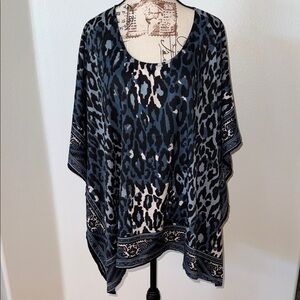 Women's Blue Leopard Print Tunic Top